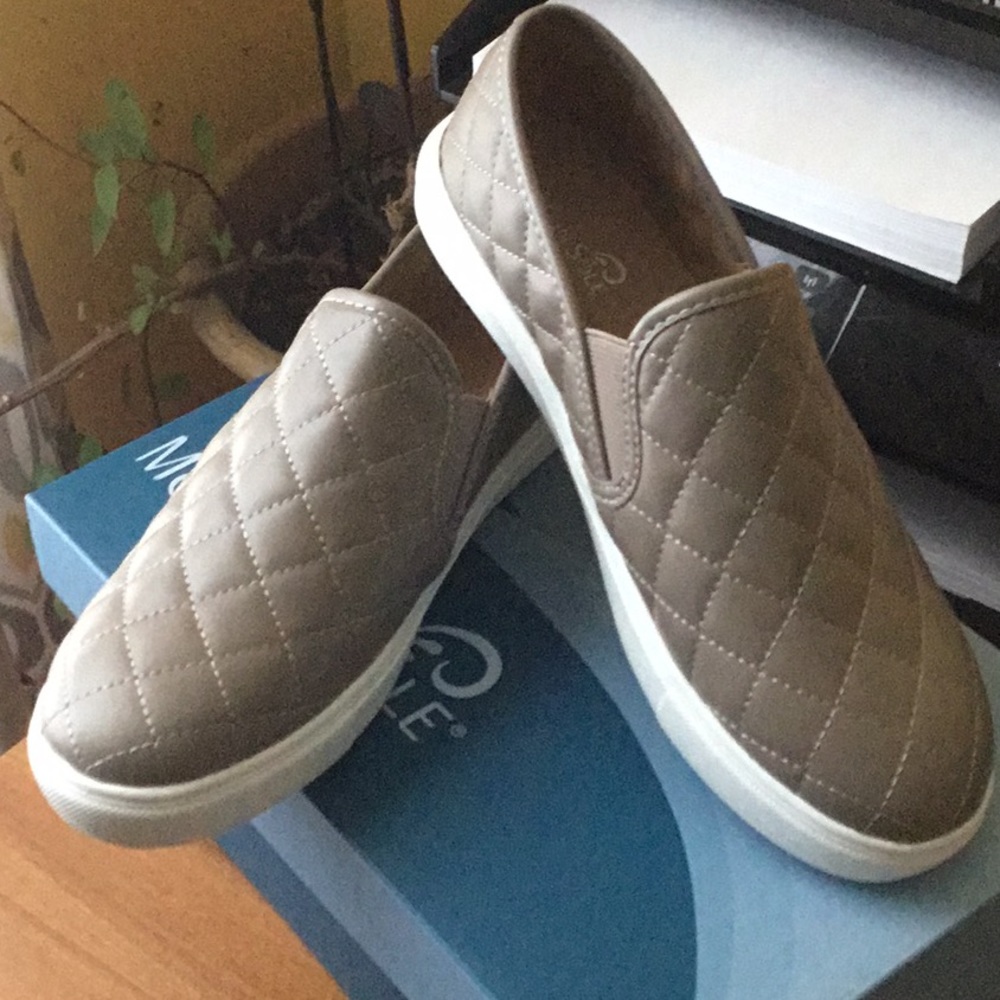 Mountain Sole sneaker